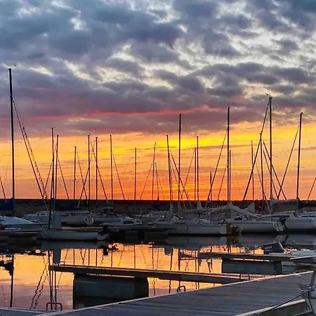 1 - En Voilier, Croiseur Habitable - Bateau Botel Mesnil-Saint-Pere
